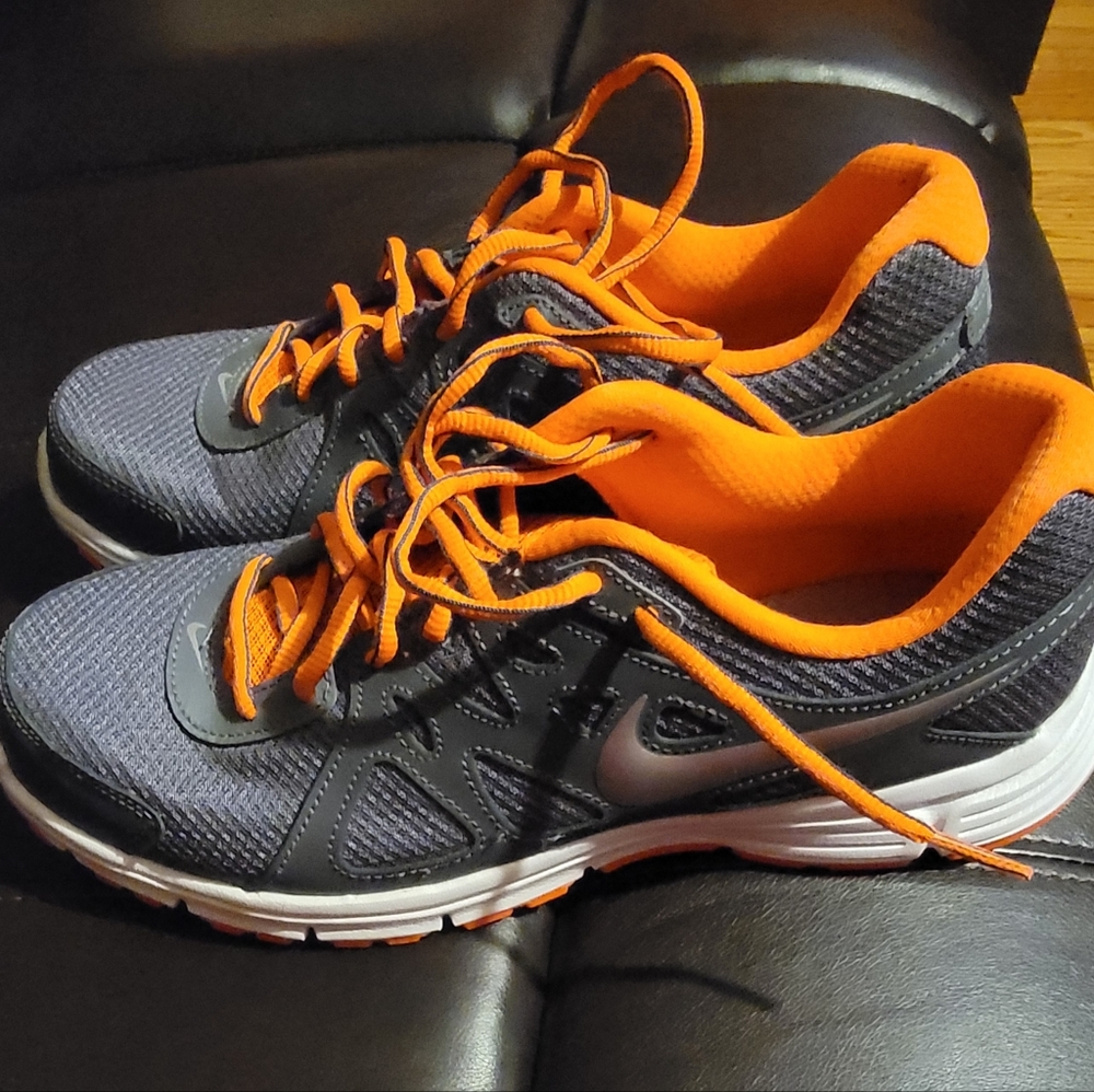 Men's Nike sneakers